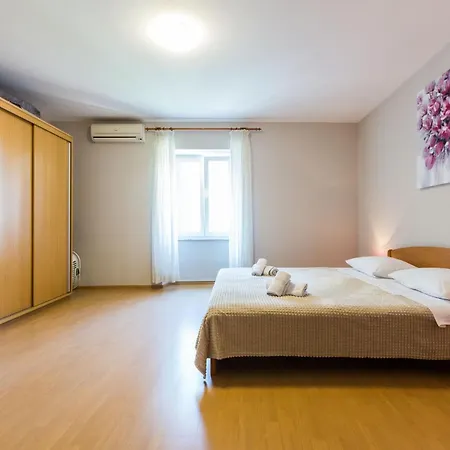 Quattro Cantoni Apartments